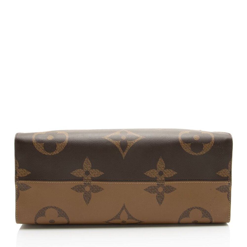 Louis Vuitton Giant Monogram Canvas Onthego GM Tote - Picture 4 of 16